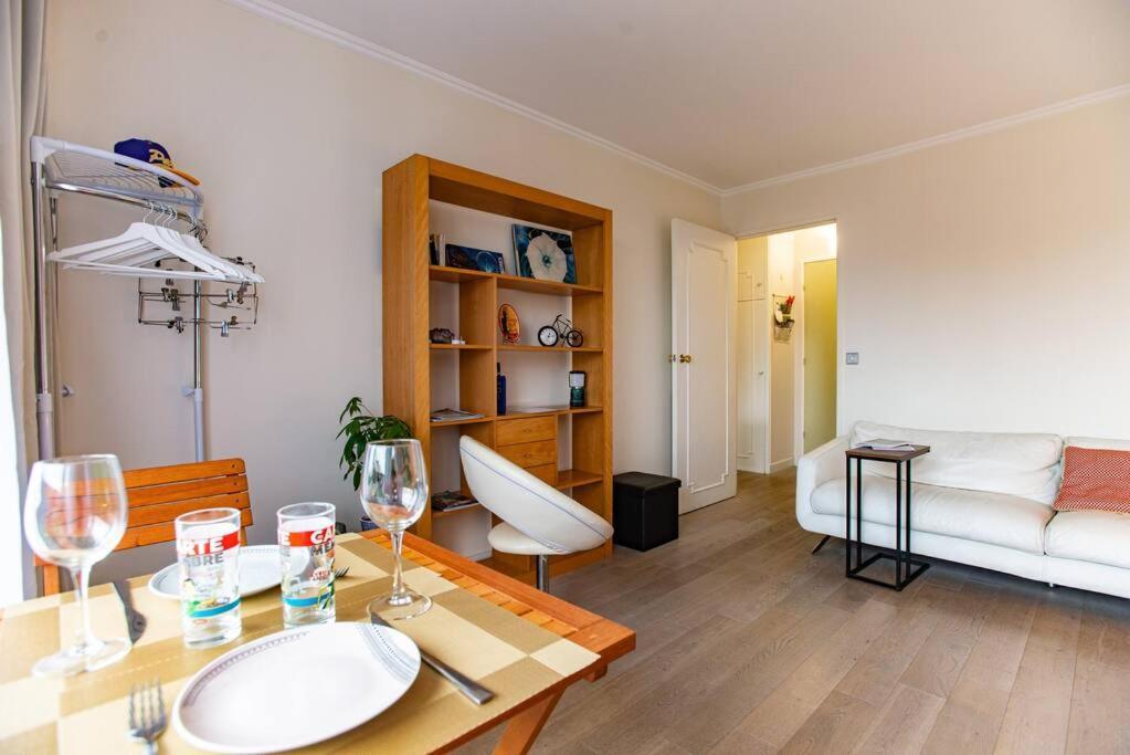 Studio With Balcony París Exterior foto